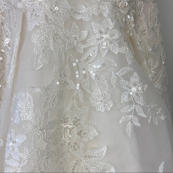 NWT Oleg Cassini CW748 Wedding Dress - Picture 10 of 14